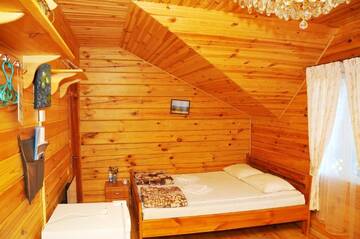 Фото номера Полулюкс с балконом Лоджи Nester House г. Свитязь 5